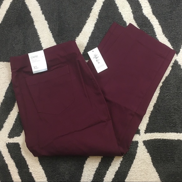 Style & Co. Pants - Style&Co Wine Capris NWT